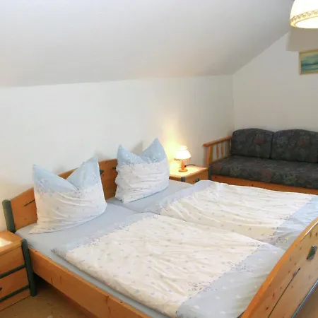 Spacious Holiday In Near Ski Area Casa de Férias